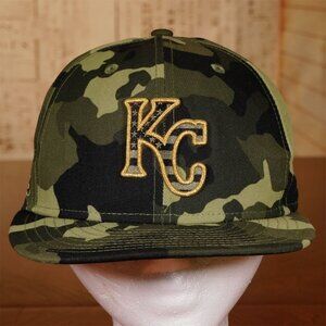Kansas City Royals Hat Cap 59FIFTY Size 7 Men’s Camo KC Logo Flag MLB New Era